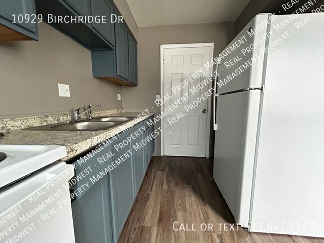 10929 Birchridge Dr in Cincinnati, OH - Building Photo - Building Photo