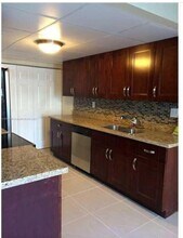 3928 SW 67th Way in Davie, FL - Building Photo - Building Photo