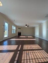 1533 Yarnell Station Blvd in Knoxville, TN - Building Photo - Building Photo