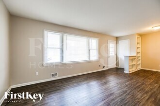 10508 East 33rd Terrace S in Independence, MO - Building Photo - Building Photo