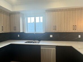 2968 Conlin Ct in Kelowna, BC - Building Photo - Building Photo