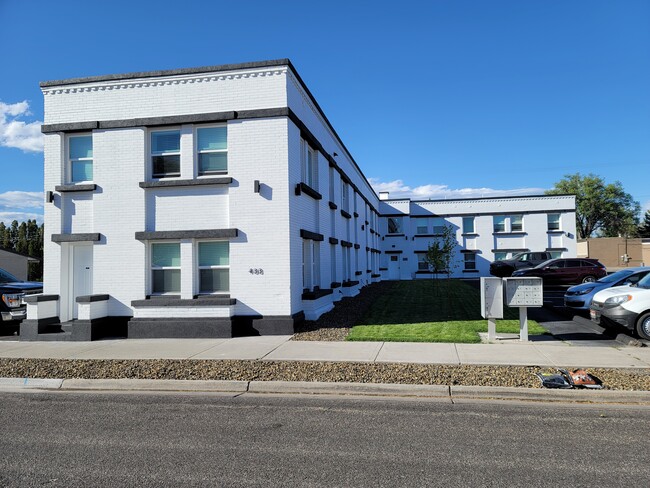 Chicane Apartments at the Riverwalk in Idaho Falls, ID - Foto de edificio - Building Photo