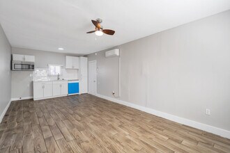 419 W 9th St, Unit C in Casa Grande, AZ - Building Photo - Building Photo