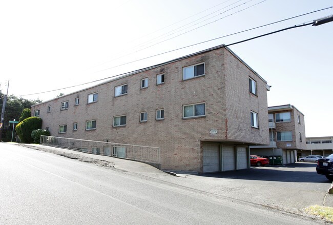 Greenwood Manor Apartments in Seattle, WA - Foto de edificio - Building Photo