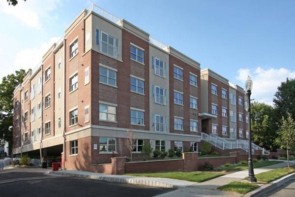 Morristown Gateway Apartments in Morristown, NJ - Foto de edificio - Building Photo