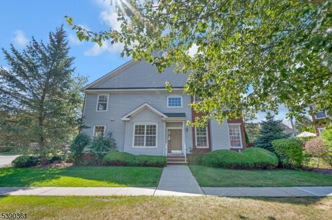 46 Gordon Cir in Parsippany Troy Hills, NJ - Building Photo - Building Photo