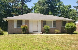 1111 Fiske St in Durham, NC - Building Photo