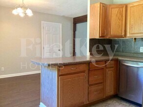 2148 Courtney Rd in Indianapolis, IN - Building Photo - Building Photo