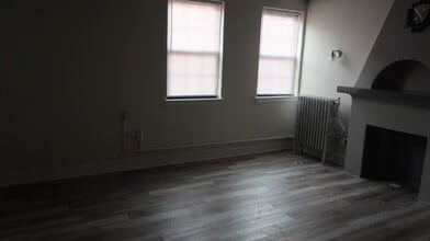 5301 N Ashland Ave in Chicago, IL - Foto de edificio - Building Photo