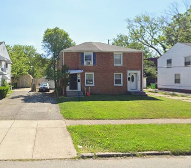 property at 1517 E 256th St