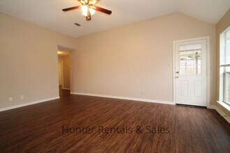 2408 Timberline Dr in Killeen, TX - Building Photo - Building Photo
