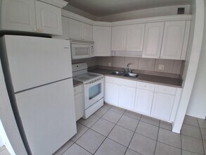 6289 Lear Dr in Atlantis, FL - Building Photo - Building Photo