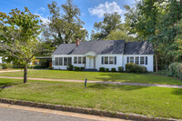 818 Walnut St in Louisville, GA - Foto de edificio - Building Photo