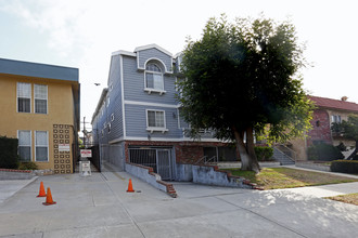 3608 Vinton Ave in Los Angeles, CA - Building Photo - Building Photo