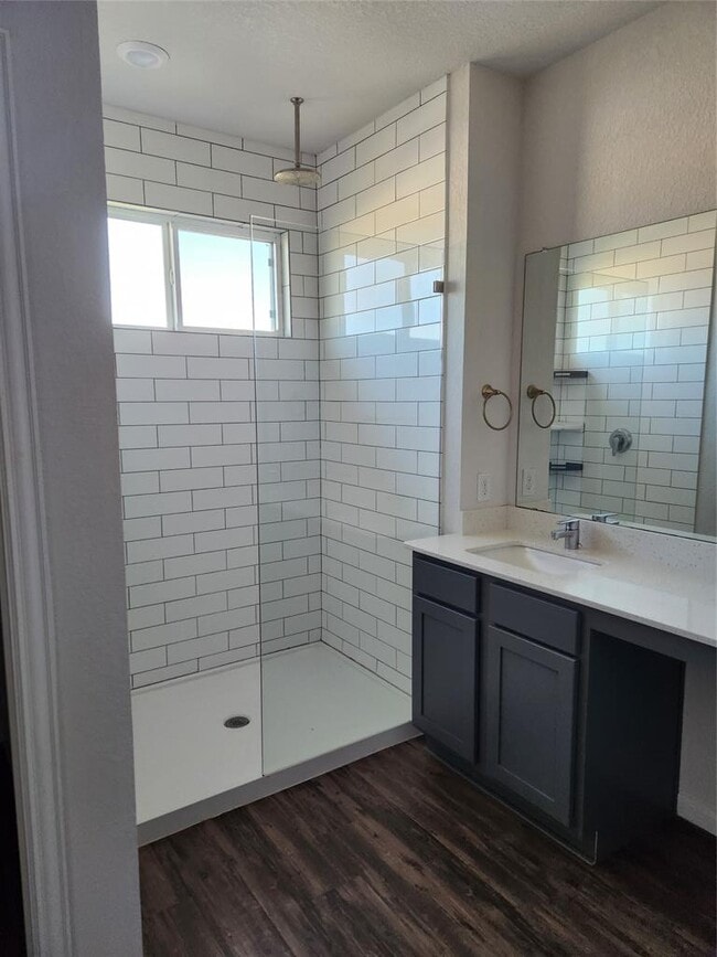 property at 1105 Beechtree Ln
