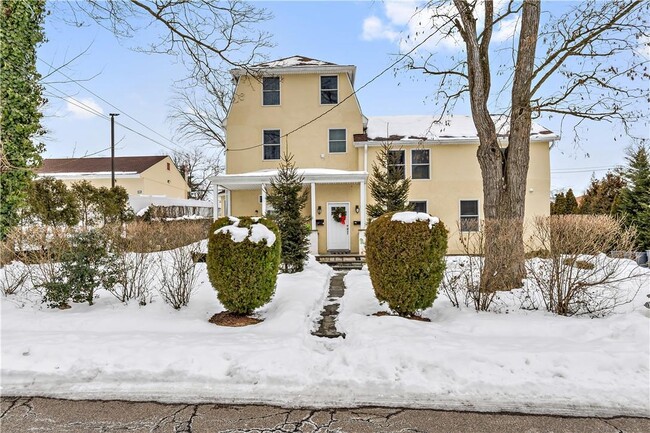 property at 31 Stewart Pl