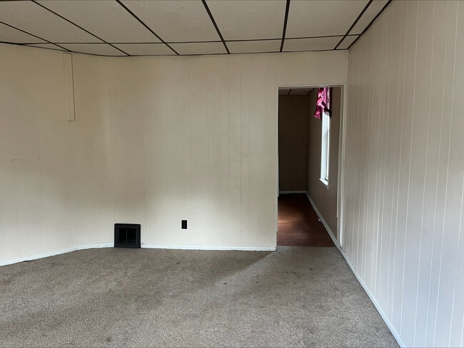 334 Liberty St, Unit 1st Floor - 1 Bedroom in Butler, PA - Foto de edificio - Building Photo