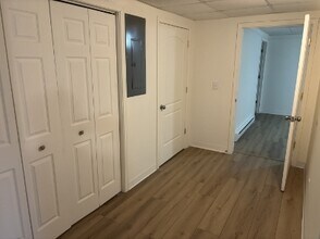 1231 N Galena Ave in Dixon, IL - Foto de edificio - Building Photo