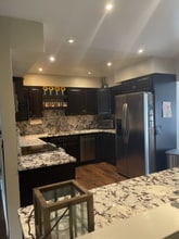 3352 S Holland Way in Lakewood, CO - Foto de edificio - Building Photo