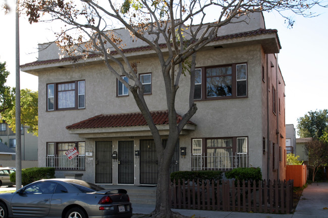 1101 Orizaba Ave in Long Beach, CA - Building Photo - Building Photo