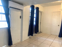 2131 Arthur St in Hollywood, FL - Building Photo - Building Photo