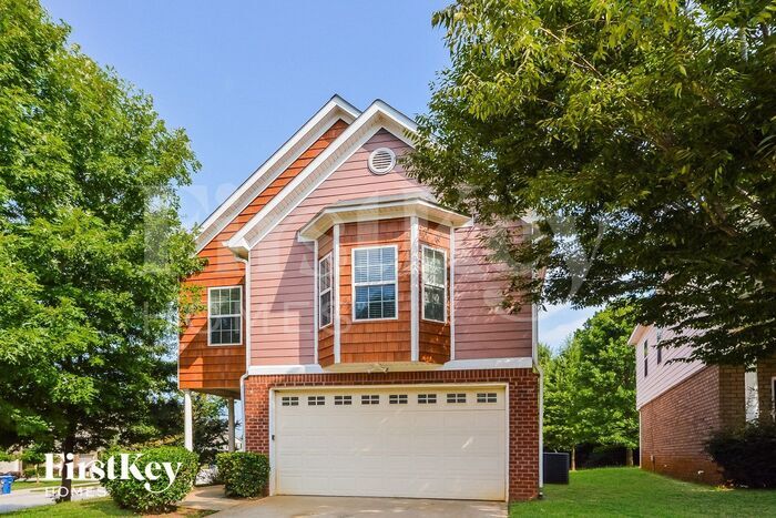 5068 Pioneer Pkwy in Mcdonough, GA - Building Photo