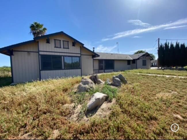 property at 21254 Ave 7