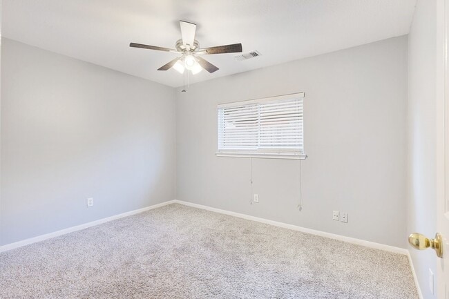 property at 2922 Abbey Field Dr