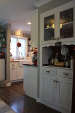 616 Greenview Pl in Lake Forest, IL - Building Photo - Building Photo