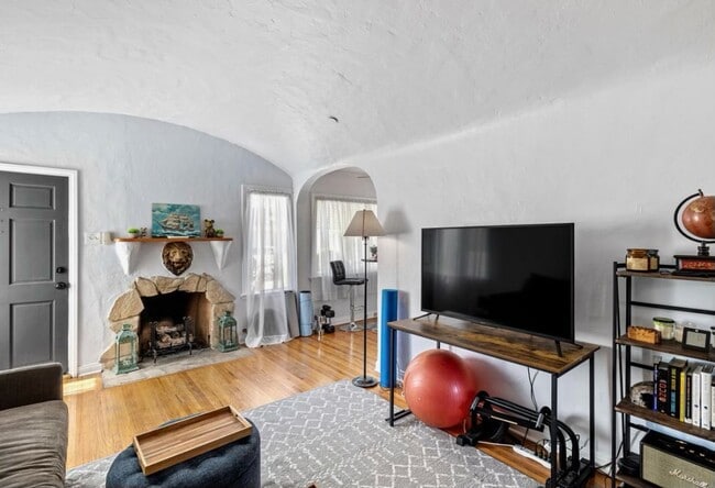 4174 Ince Blvd in Culver City, CA - Foto de edificio - Building Photo