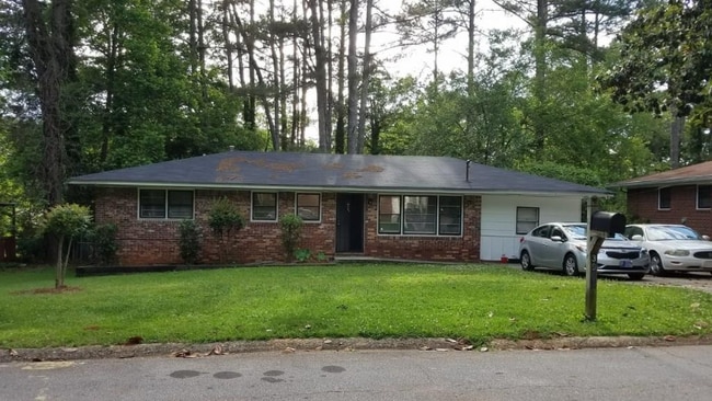 3963 David Dr in Forest Park, GA - Building Photo - Building Photo