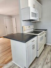 21 E Lincoln Cir in Red Bank, NJ - Building Photo - Building Photo
