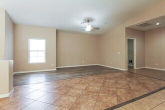 1841 E Hartford Ave in Phoenix, AZ - Building Photo - Building Photo