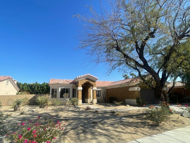 74082 Daisy Ln in Palm Desert, CA - Building Photo - Building Photo