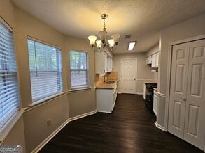 40 Peachtree Way in Newnan, GA - Building Photo - Building Photo