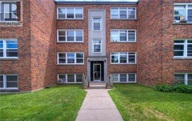 property at 141 Chapel St