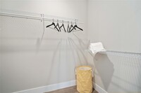 1620 Oak Tree Dr photo'