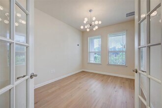 10005 Deer Chase Trail in Austin, TX - Building Photo - Building Photo