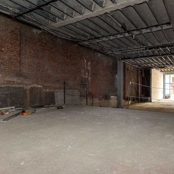 146 Meserole St in Brooklyn, NY - Building Photo - Building Photo