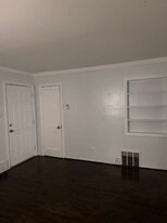 19196 Oakfield Ave in Detroit, MI - Building Photo