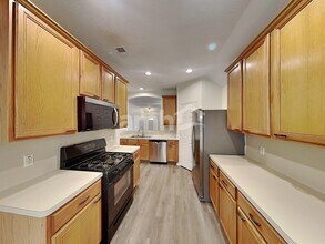 2338 Colonial Springs Ln in Spring, TX - Building Photo - Building Photo