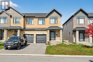 2025 Allegrini Ter in Ottawa, ON - Building Photo