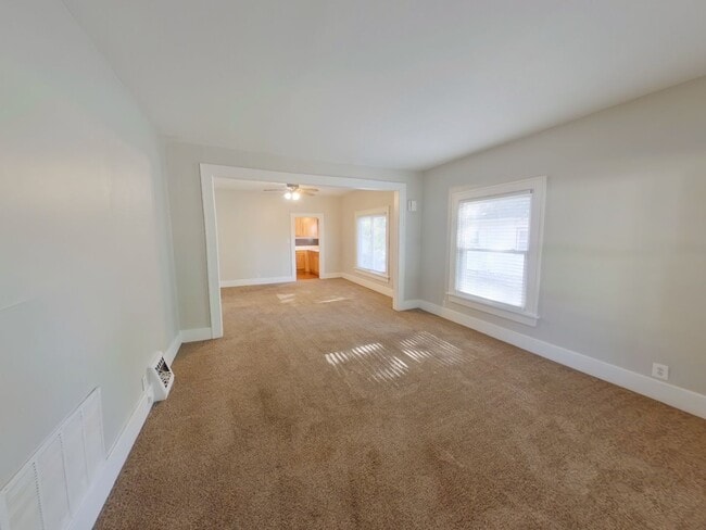 322 N Spruce St in Wichita, KS - Building Photo - Building Photo