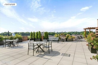 33 Lincoln Rd in Brooklyn, NY - Building Photo - Building Photo