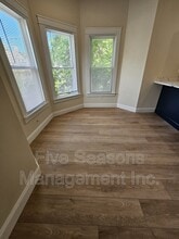 75 Loomis St in Burlington, VT - Building Photo - Building Photo