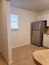 1690 NE 191st St in Miami, FL - Building Photo - Building Photo
