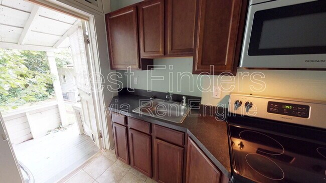 2145 Oak St in Jacksonville, FL - Building Photo - Building Photo