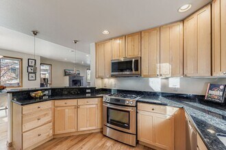 932 Poplar Pl in Boulder, CO - Building Photo - Building Photo