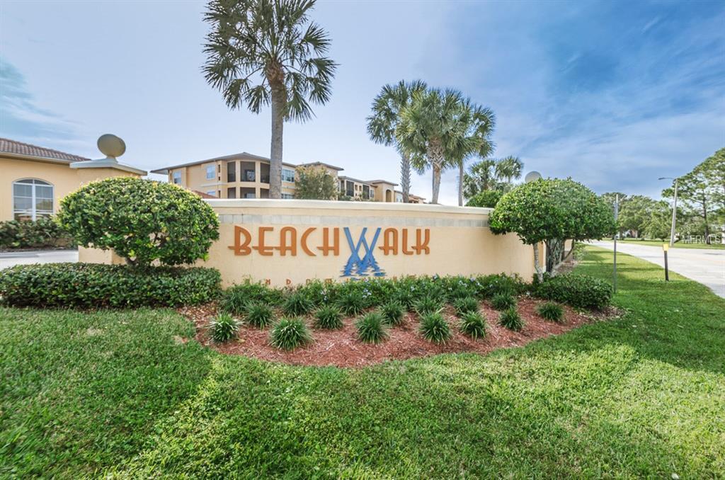 4333 Bayside Village Dr, Unit 216 in Tampa, FL - Foto de edificio