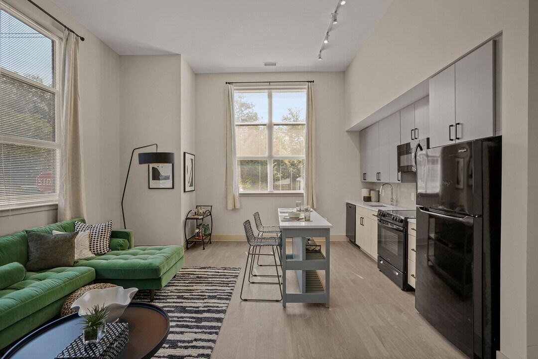 Big Sky Flats in Washington, DC - Building Photo